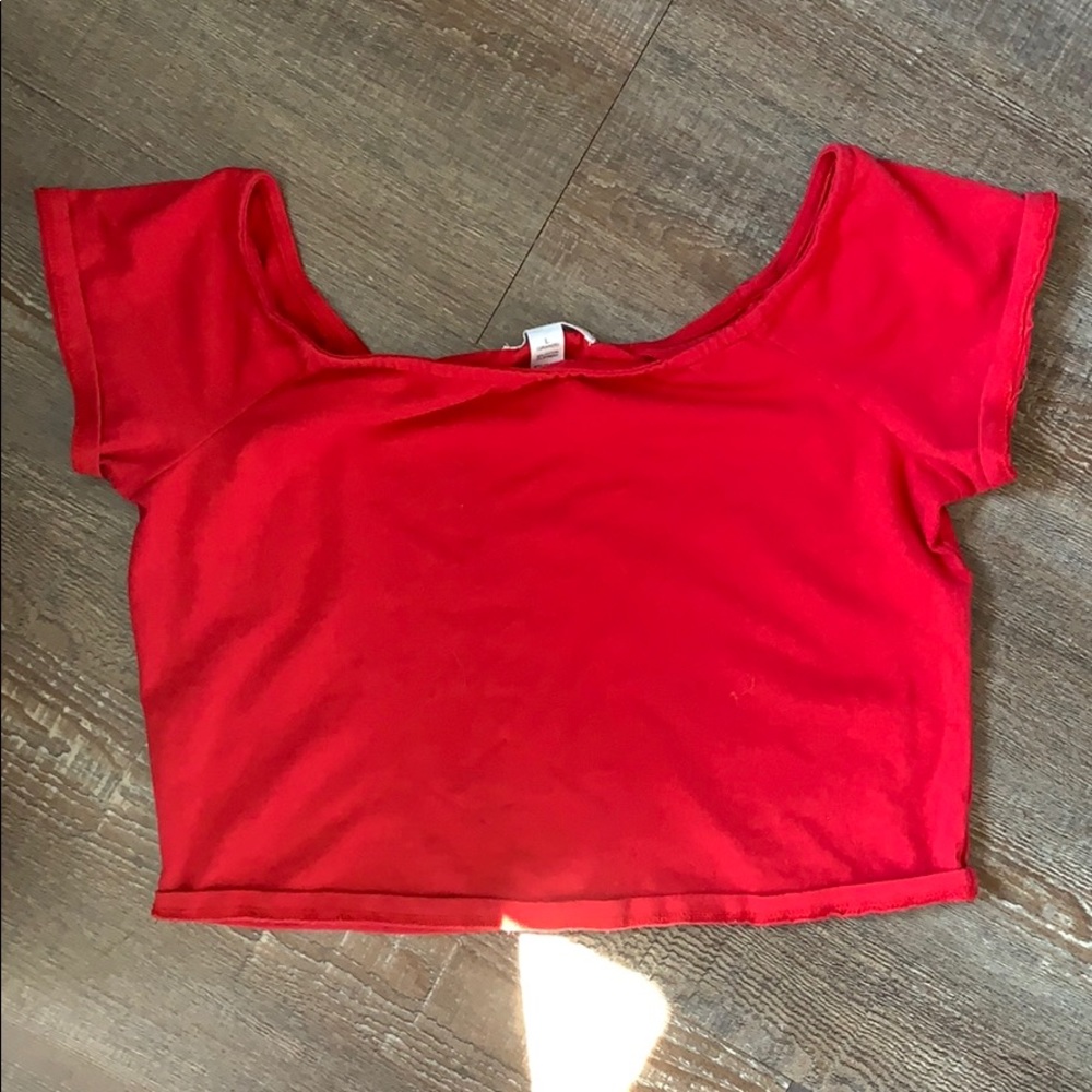 Red off the shoulder crop top ❤️